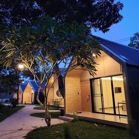 Natural Park Resort De Wang Thong Phitsanulok Bagian luar foto