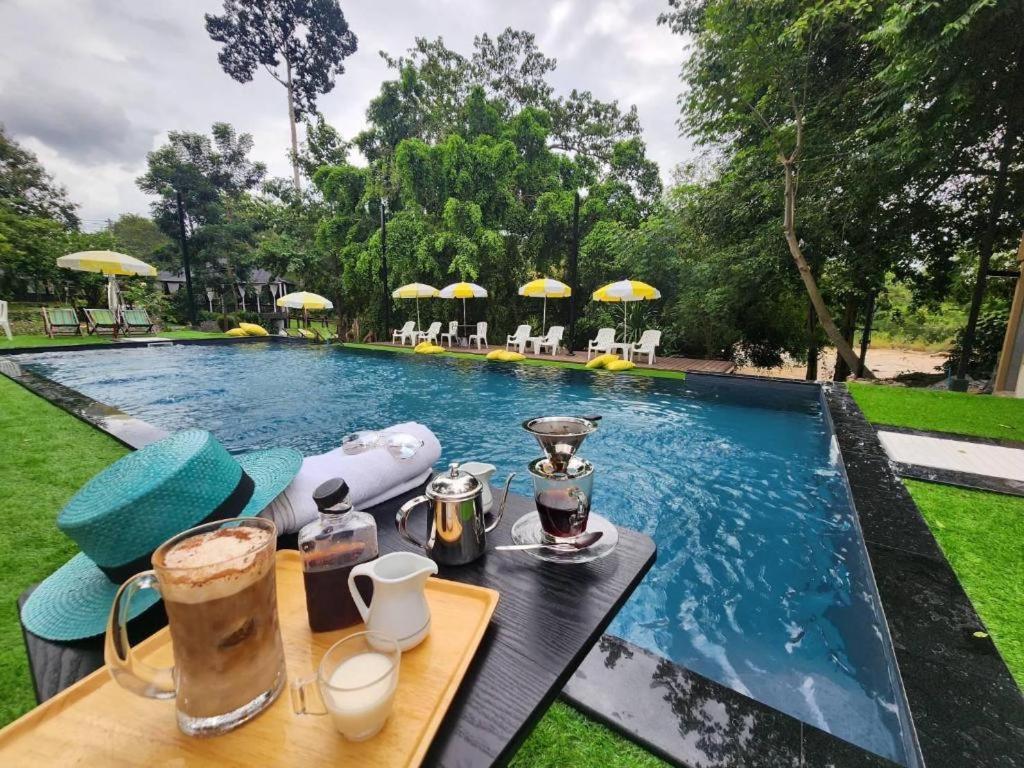 Natural Park Resort De Wang Thong Phitsanulok Bagian luar foto