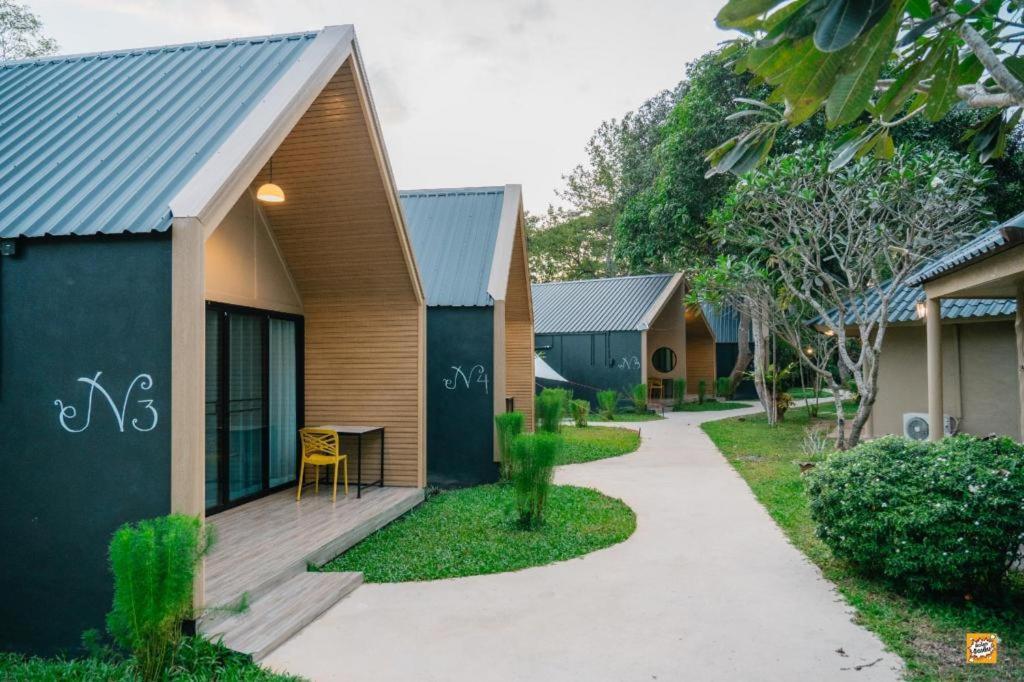 Natural Park Resort De Wang Thong Phitsanulok Bagian luar foto