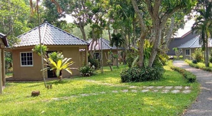 Natural Park Resort De Wang Thong Phitsanulok Bagian luar foto