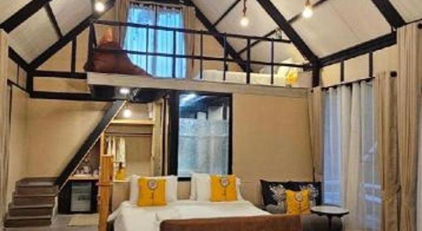 Natural Park Resort De Wang Thong Phitsanulok Bagian luar foto